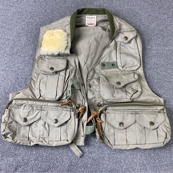 FILSON Fly Fishing Guide Vest Size Men’s XS Women’s Size Small-Medium - Picture 12 of 13
